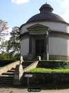 Le Mausolée de Cadoudal et la Chapelle Saint-Cado