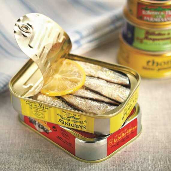 Conserverie la belle iloise, dégustation de sardines et de conserves de poissons haut de gamme à Quiberon et dans la Baie de Quiberon