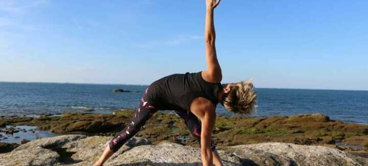 Yoga - Thérapie manuelle - Coaching de vie avec Vanessa Desmarthon Yoga - Thérapie manuelle - Coaching de vie avec Vanessa Desmarthon