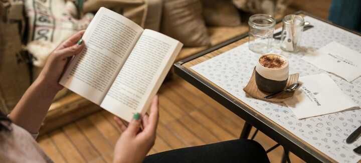 Le Café qui Fume Le Café qui Fume
