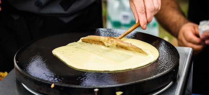 Tournez des crêpes sucrées et salées ! Tournez des crêpes sucrées et salées !
