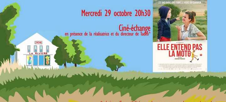 Projection : Elle entend pas la moto Projection : Elle entend pas la moto