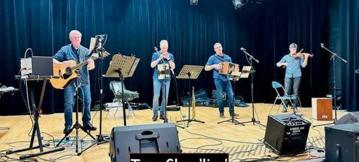Fest Noz avec "Tam Glaz"
