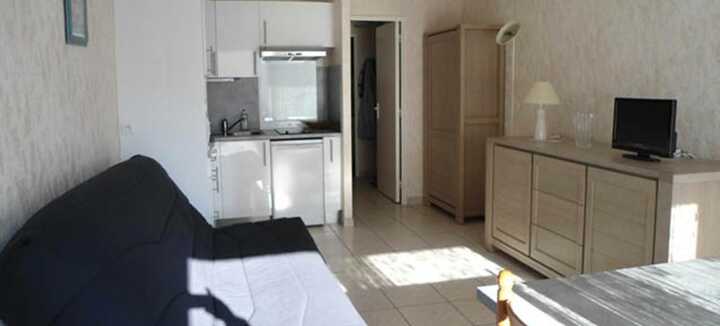 THETIOT Joseph - Studio 2 personnes THETIOT Joseph - Studio 2 personnes