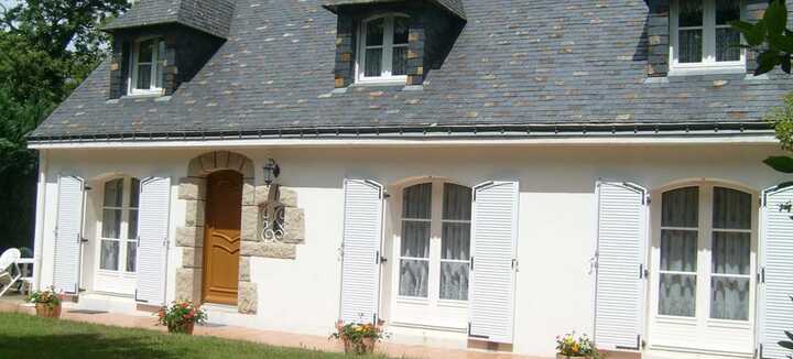 LES CHAMBRES D'HÔTES D'EVELYNE LES CHAMBRES D'HÔTES D'EVELYNE