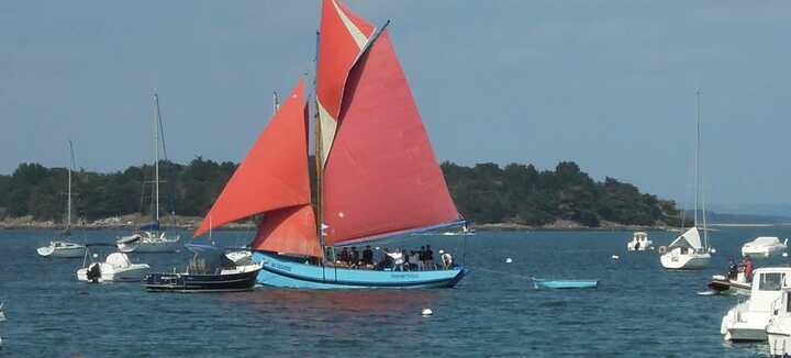 L'Indomptable - Bateau école L'Indomptable - Bateau école
