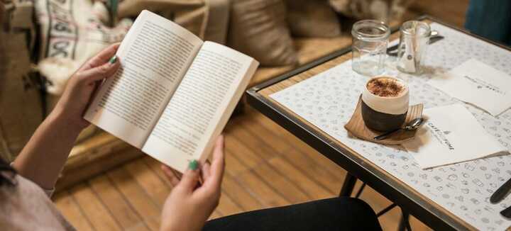 Le Café qui Fume Le Café qui Fume