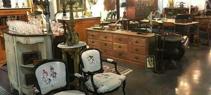 L'Armoire aux Trésors L'Armoire aux Trésors