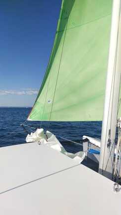 Rock'n-Cat-École-de-voile-et-d'aventure-avec-le-spi