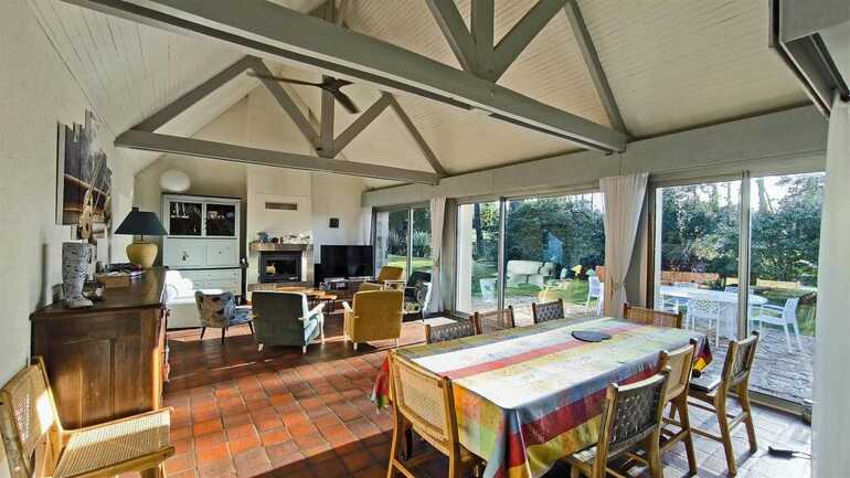 056MS000054_Grand_interieur porte verre