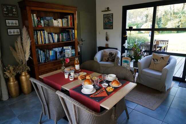 056CH000076_L'arbre Voyageur chambres d'hôtes_petits déjeuners gourmands