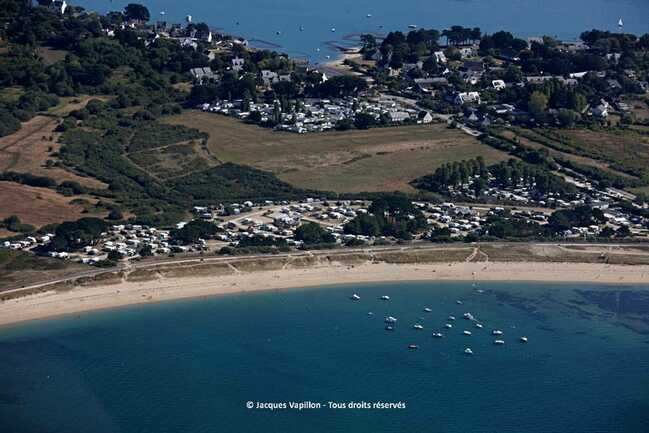 Camping Municipal La Falaise Reserver Camping A Locmariaquer Baie De Quiberon