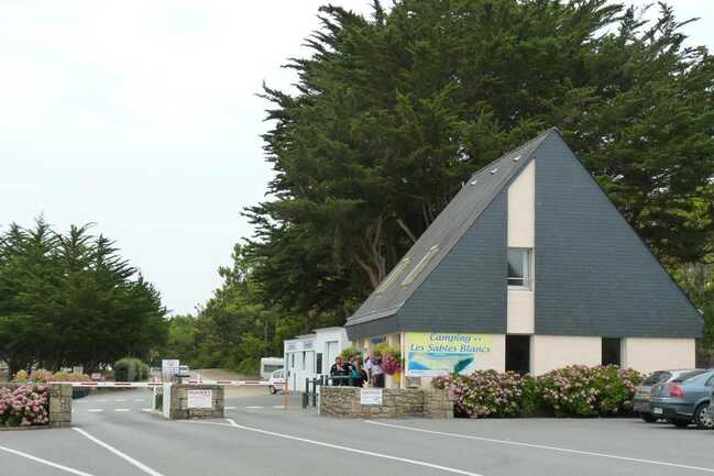 Aire De Camping-car Les Sables Blancs Plouharnel