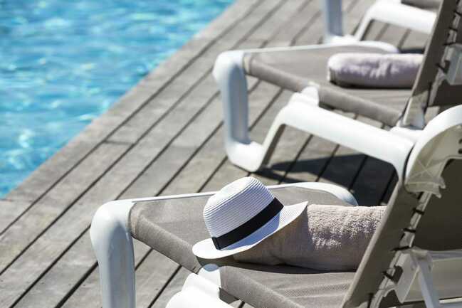 Piscine Hôtel Spa du Tumulus