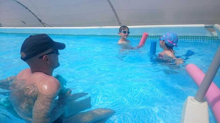 Ecole De Natation Flottibulle Sports Et Loisirs A Etel Baie De Quiberon