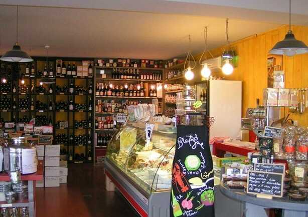 epicerie-port-la-trinite-sur-mer-morbihan-bretagne-sud