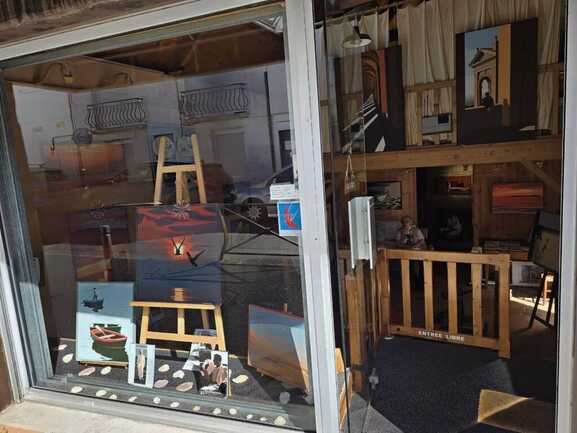 PHOTO-2025-12-11-11-00-38