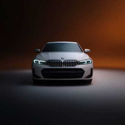 Instagram Post-bmw_3er_front_wf02_lay_Online only