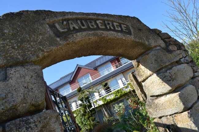 AUBERGE