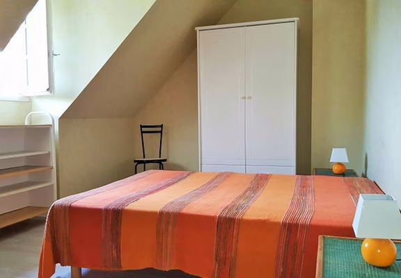 chambre-rouge-barrel-daire-locmariaquer-morbihan-bretagne-sud