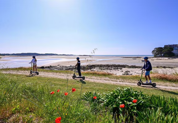 Trottinette-électrique-plage-Morbihan