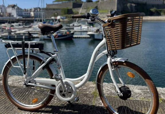 2026-LOCATOURISLE-LOCATION VEHICULE VELO-LE PALAIS-BELLEILE 