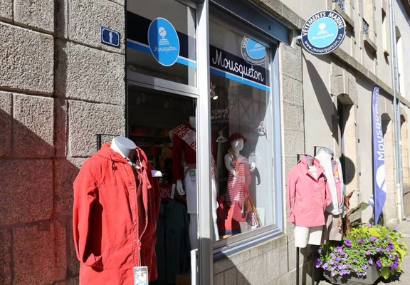 Mousqueton - Façade boutique Auray