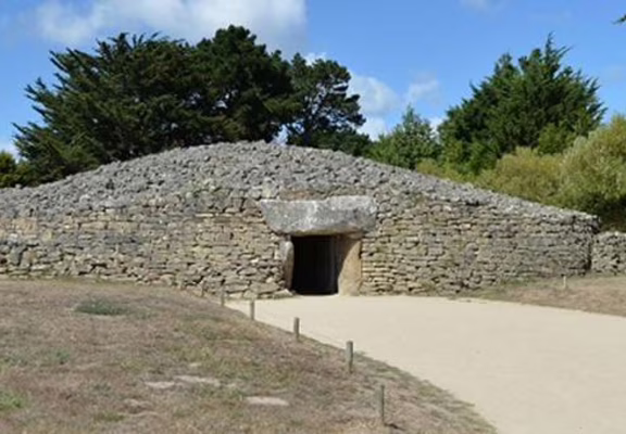 Site-des-megalithes-de-Locmariaquer-Morbihan-Bretagne-Sud